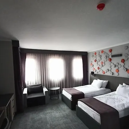 Отель Days By Wyndham Cankaya 3*