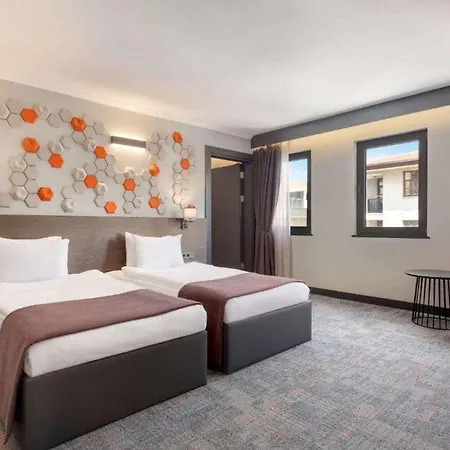 Days By Wyndham Cankaya Отель 3*