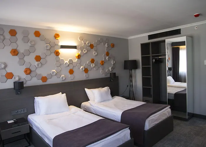 Days By Wyndham Cankaya Hotel 3*